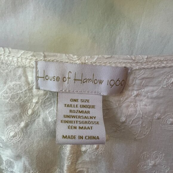 House of Harlow 1960 White Cover Up - Picture 3 of 3